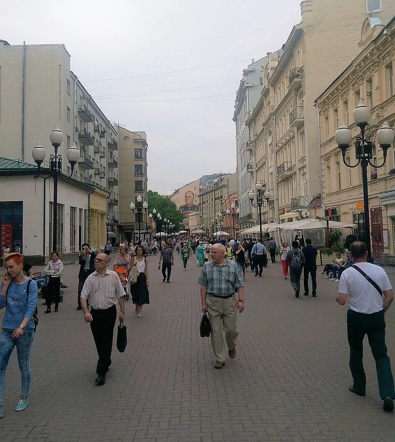 Rue Arbat &agrave; Moscou, quartier historique des &eacute;crivains et po&egrave;tes russes