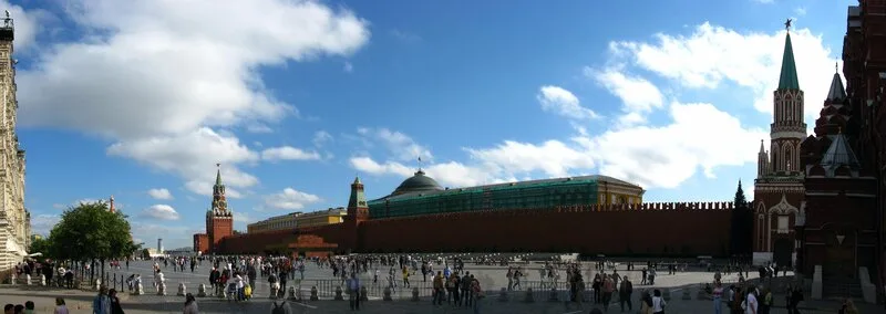 Vue panoramique du Kremlin et de la Place Rouge &agrave; Moscou