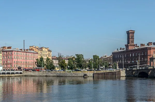 Tour de guet de pompiers (каланча) à Saint-Pétersbourg, architecture du XIXe siècle