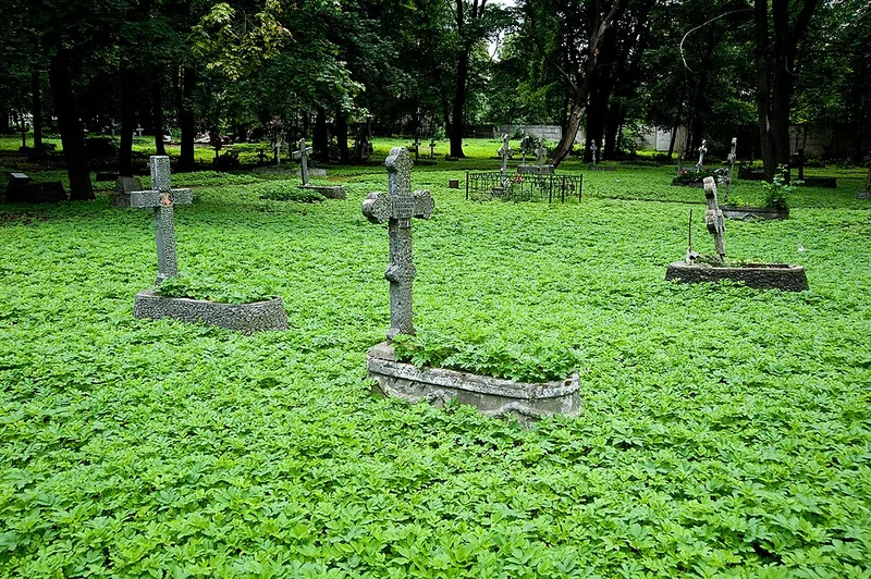 Tombe d'Alexandre Vertinski au cimetière de Novodiévitchi à Moscou, lieu de sépulture des grandes personnalités russes