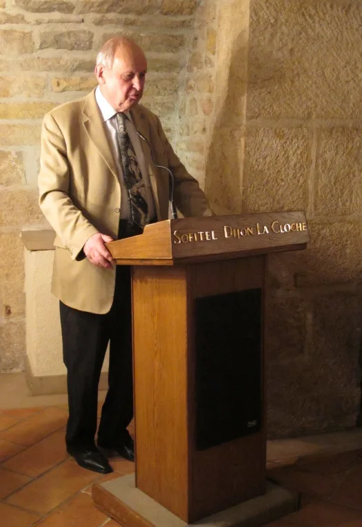 Alexandre Zviguilsky, pr&eacute;sident des Amis d'Ivan Tourgu&eacute;niev, lors de la c&eacute;r&eacute;monie &agrave; Dijon en 2010