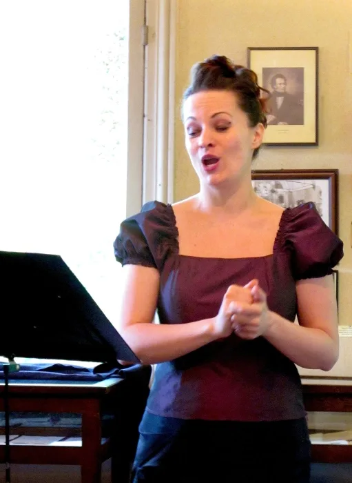 Portrait d'Agnieszka Lucya lors du r&eacute;cital Chopin-Schumann &agrave; Bougival