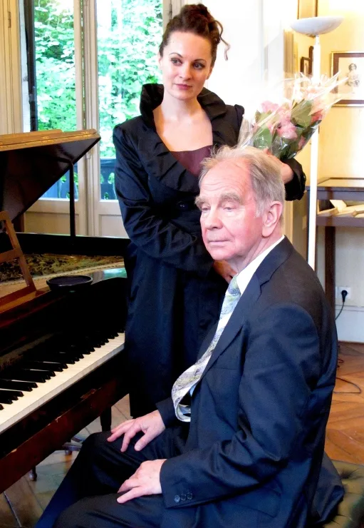 Agnieszka Lucya et Alexandre Konicki saluant le public apr&egrave;s le concert Chopin-Schumann &agrave; Bougival