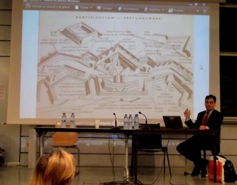 Olivier Chaline présentant sur la fortification européenne à la française